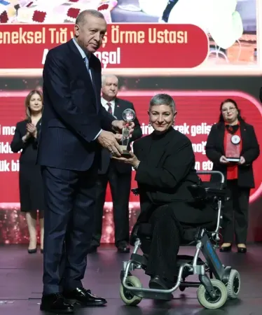 Kocaeli’den iki usta, "Yaşayan İnsan Hazineleri" ödülünü aldı!