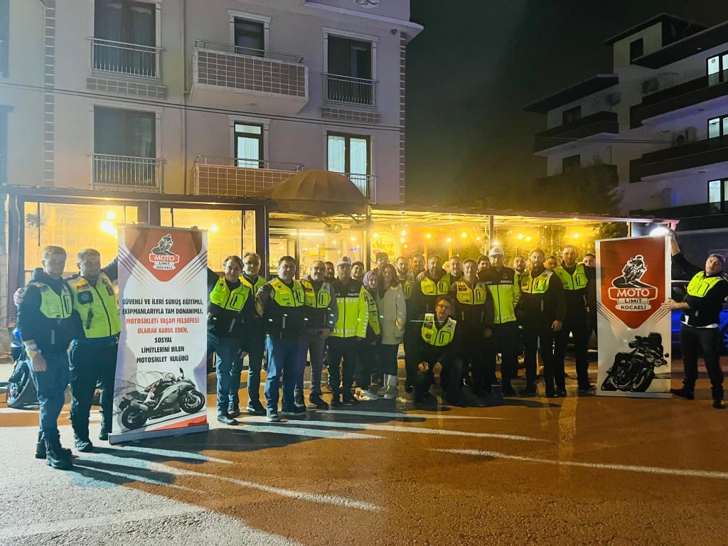 Kocaeli Jandarma ve Moto Limit Motosiklet Kulübü’nden Güvenli Sürüş Eğitimi