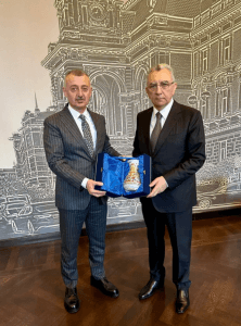 Büyükakın, Bakü'de Vali Eldar Azizov ile bir araya geldi
