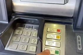atm-lerde-bazi-sifrelerin-kullanilmasi-artik-yasak-18078528_6834_amp.jpg