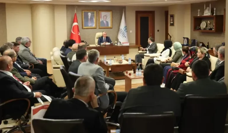 buyukakin-ak-parti-basiskeleyi-agirladi-1.webp
