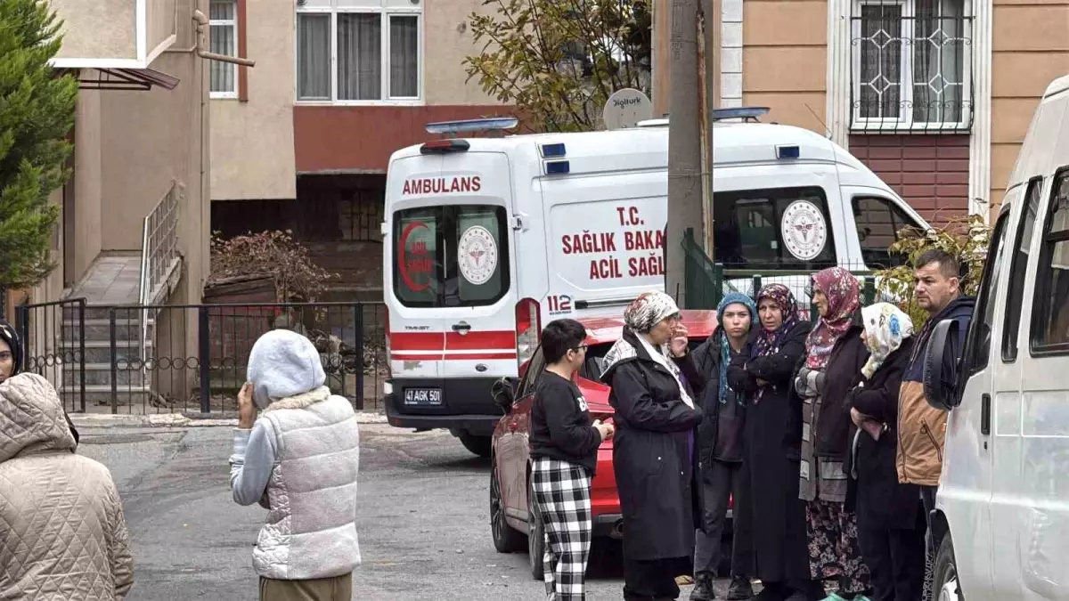Gebze’de Kuyuya Düşen Kadını İtfaiye Kurtardı