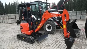 Gölcük Belediyesi'ne 3 yeni araç eklendi