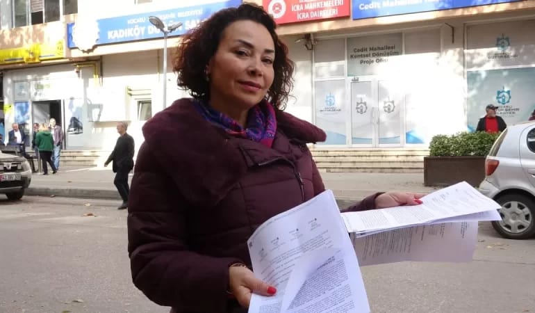 hatali-teshis-yuzunden-goguslerinin-alindigi-18041315_amp.jpg