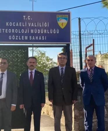 vali-aktas-meteoroloji-mudurlugunu-ziyaret-etti-1