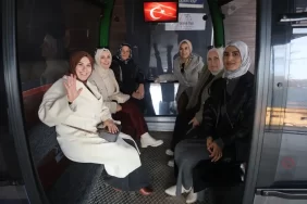 zirveye-yolculugun-en-keyifli-hali-kartepe-teleferikte-1733443227.webp