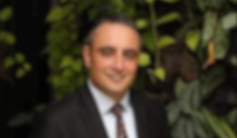 Körfez’de Bir Dernek Başkanı Hakkında Şok İddaalar