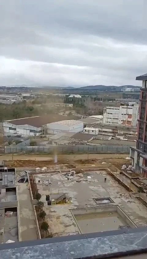 İnşaat alanında doğal gaz borusu hasar gördü