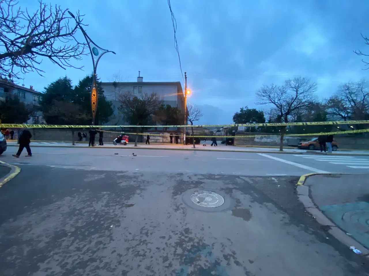 Kocaeli’de Trafikte Silahlı Kavga: Bir Kadın Başından Vuruldu