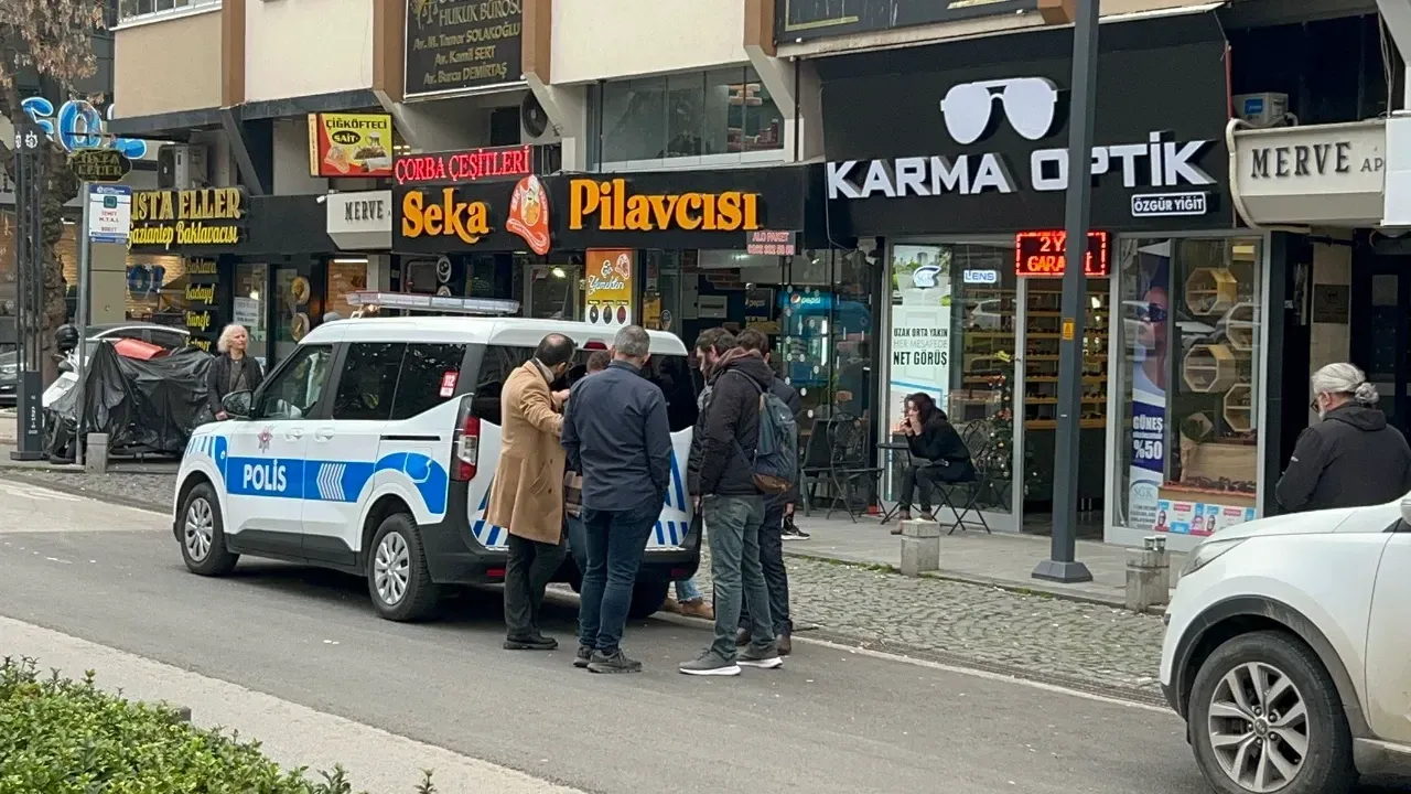 Kocaeli'de bir kadın silahla vurulmuş halde ölü bulundu