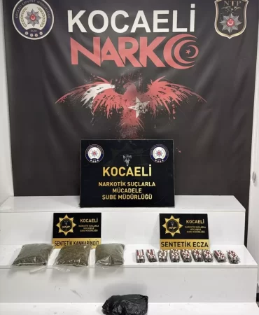 kocaeli-de-uyusturucu-operasyonunda-3-supheli-18149935_amp.jpg