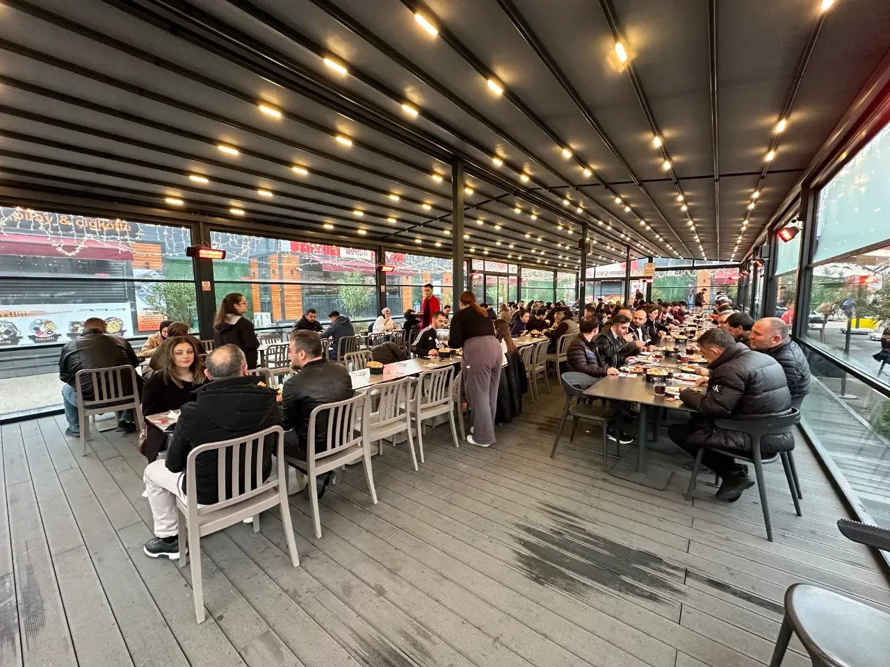 Mağazacılık Günü Outlet Center İzmit'te Coşkuyla Kutlandı