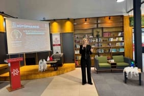 SEDA ÖĞRETİR: "MERAKLI OLMAK, SORU SORMAK VE BU YETENEKLERİ KAYBETMEMEK İŞİMİZİN OLMAZSA OLMAZLARINDAN"