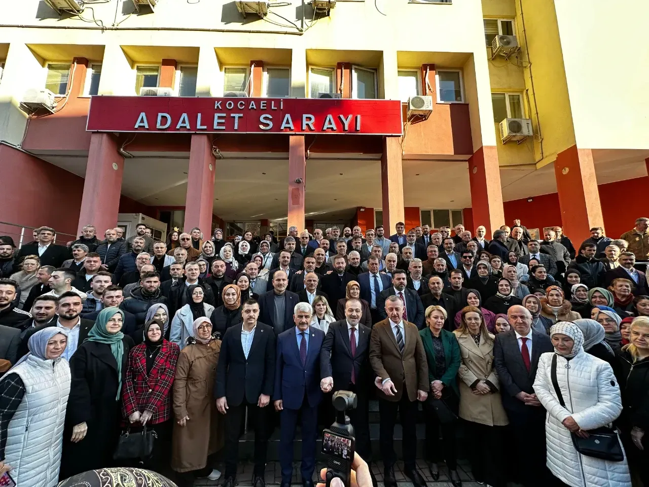 Şahin Talus Mazbatasını Aldı: “Cumhurbaşkanımız İçin Daha Çok Çalışmamız Gerekiyor”