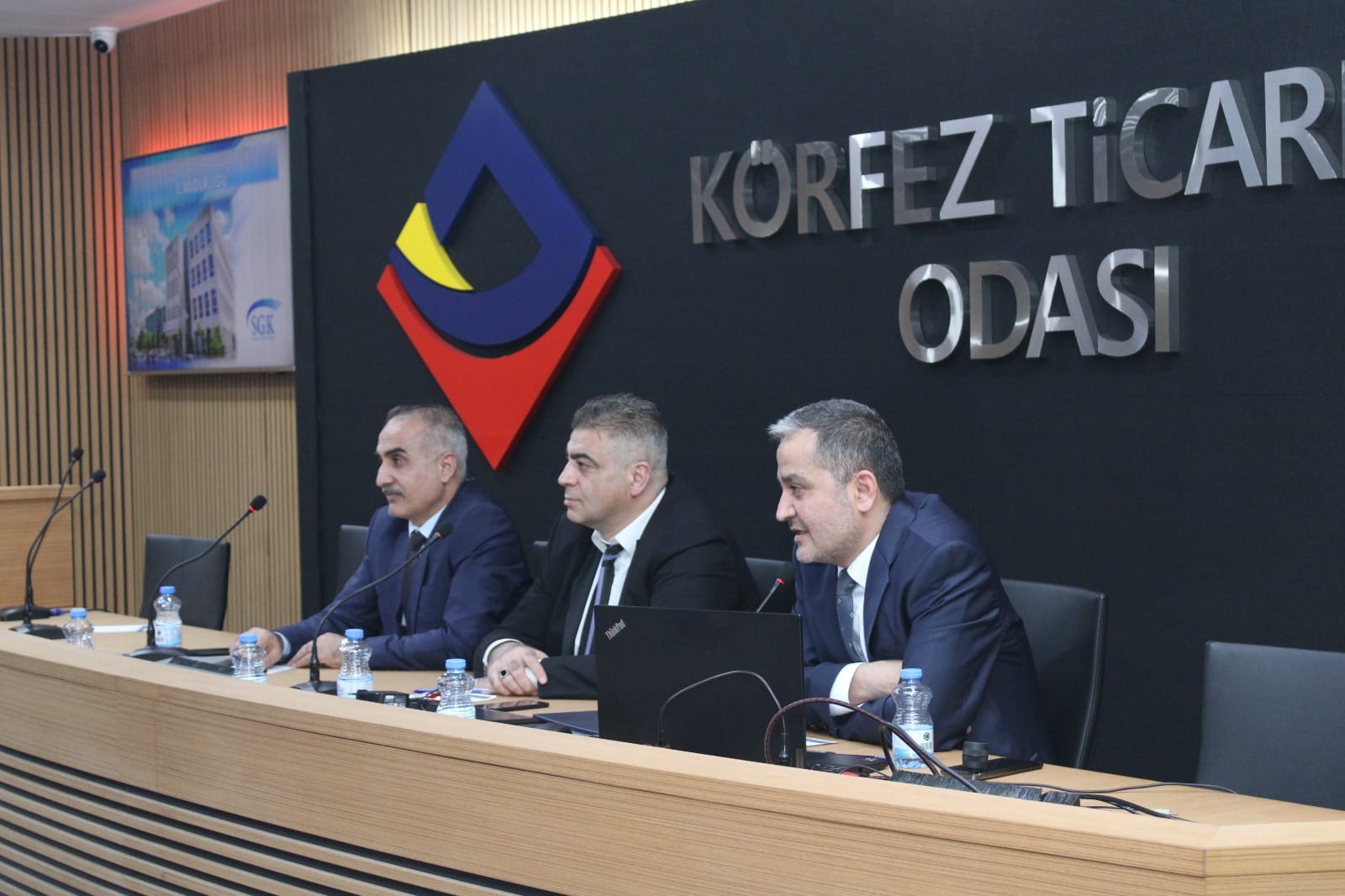 KÖRFEZ TİCARET ODASI’NDA SGK TEŞVİK PRİMLERİ HAKKINDA BİLGİLENDİRME YAPILDI