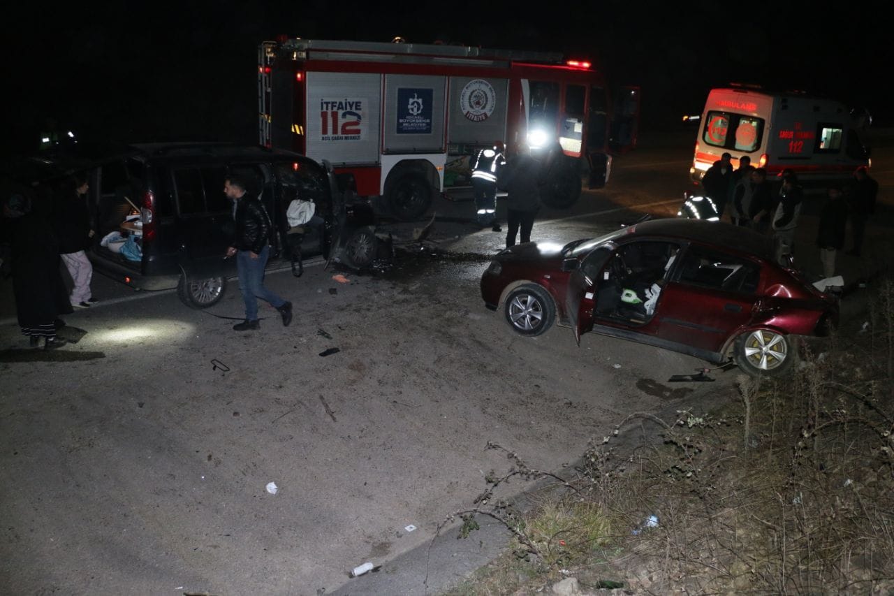 Trafik kazasında ağır yaralanan 15 yaşındaki çocuk hayatını kaybetti