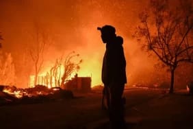 abd-deki-yanginlarin-ekonomik-zarari-275-milyar-18258210_9776_amp.jpg