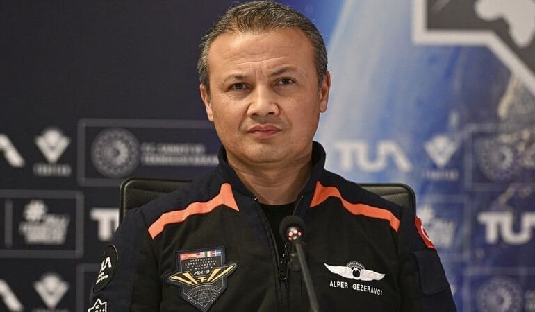 alper-gezeravci-turkiye-uzay-ajansi-yonetim-kurulu-uyeligine-atandi-hoi9.jpg