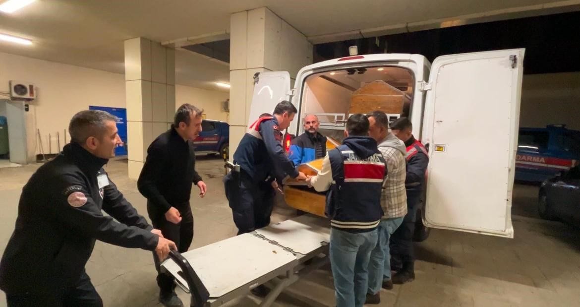 Kocaeli’de Kan Donduran Cinayet! Ormanda Baltayla Öldürüldü