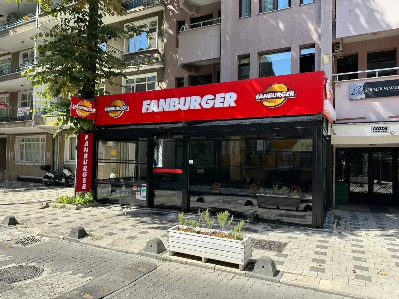 Ünlü Şef İzmit'te Dolandırıldı mı? 7 Milyon Liralık İddia!
