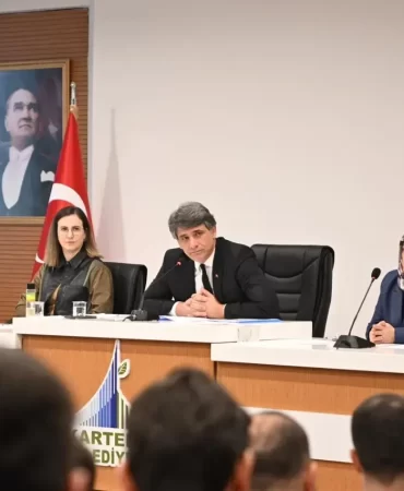 kartepe-belediyesi-yeni-yil-ilk-meclisi-1.webp
