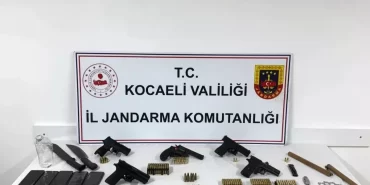 kocaeli-merkezli-silah-kacakciligi-operasyonu-18297924_amp.jpg