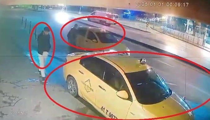 Yılbaşı gecesi olay: İstediği olmayınca taksiciyi gasp etti, kaza yaptı