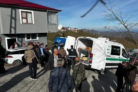 trabzonda-soba-zehirlenmesi-anne-ile-k-540512-160188