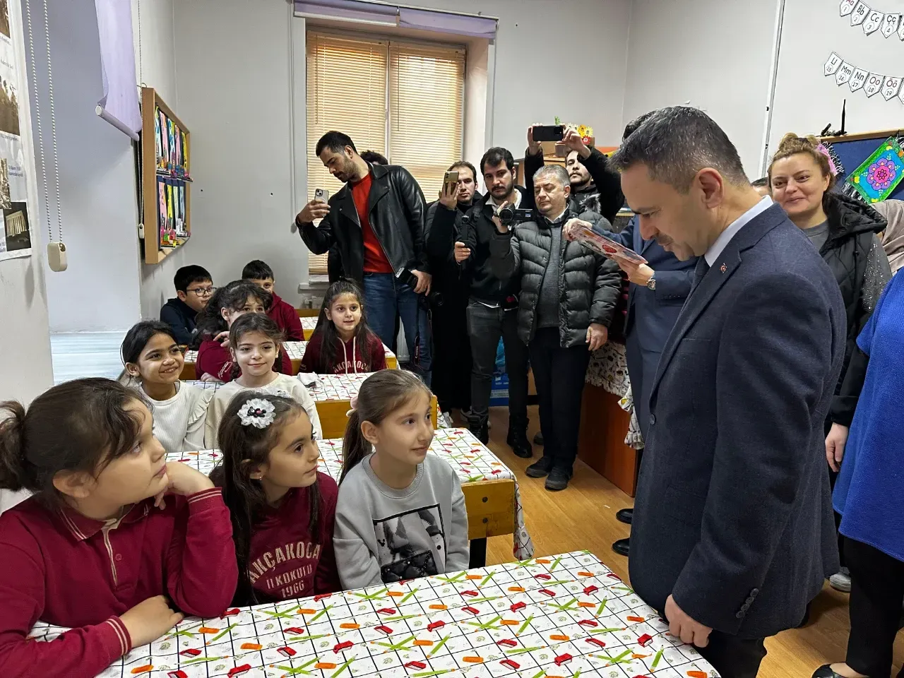 Kocaeli'de 425 bin öğrenci karne sevinci yaşadı