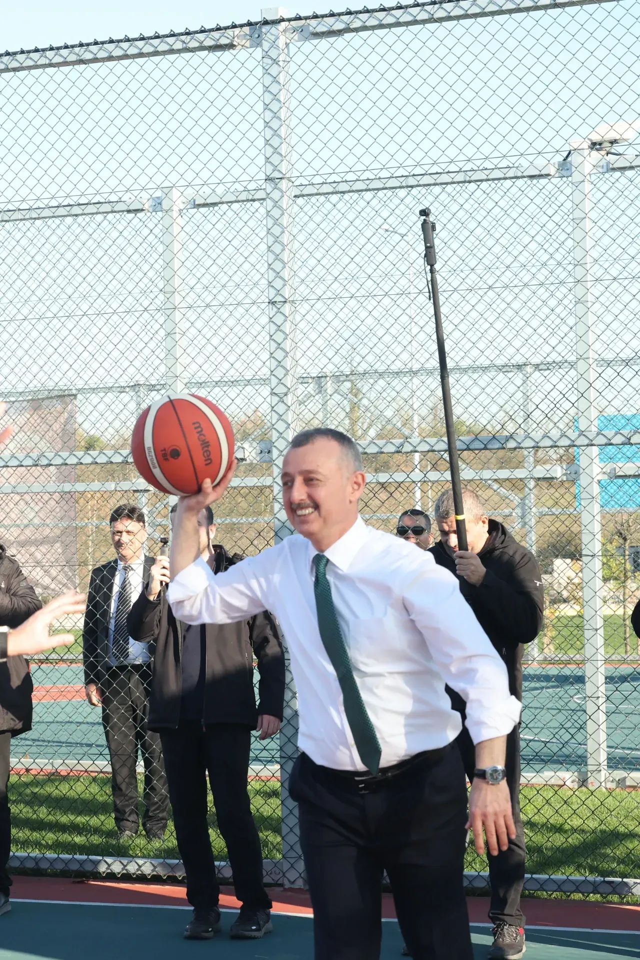 Büyükakın: "Kocaeli'de her kişiye 14 metrekare yeşil alan düşüyor"
