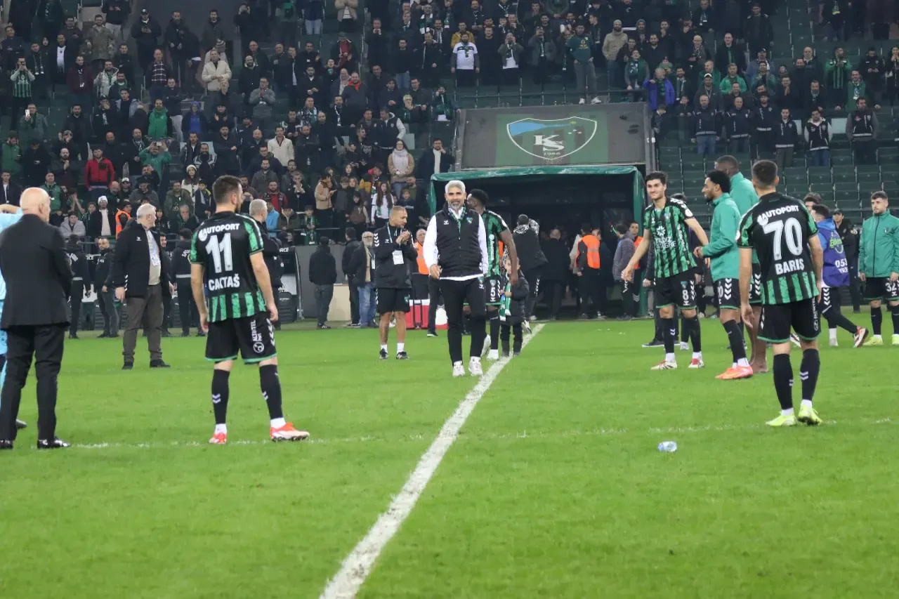 Kocaelispor, Iğdır FK'yı 3-0'lık skorla mağlup etti