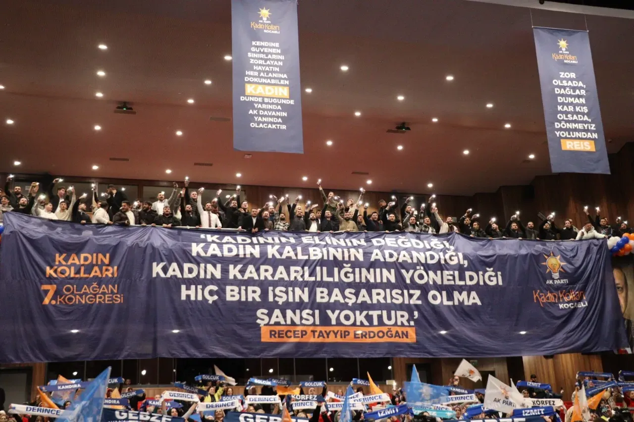 Kocaeli Kadın Kolları 7. Olağan Kongresi Gerçekleşti