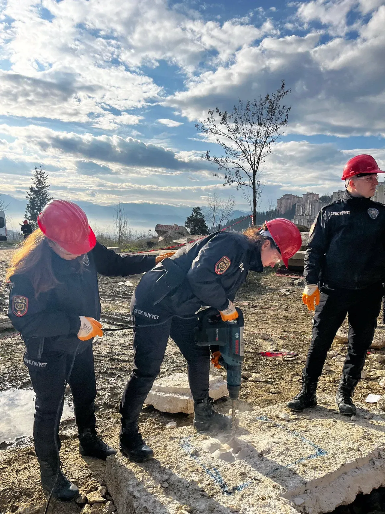 Kocaeli Emniyeti personeline deprem eğitimi verildi