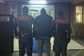 yunuslar-durdurdu-uzerinden-eroin-ve-mentanfetamin-cikti