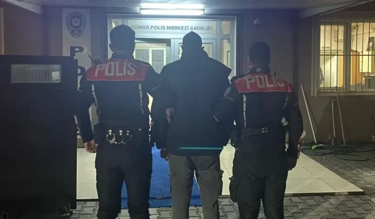 yunuslar-durdurdu-uzerinden-eroin-ve-mentanfetamin-cikti