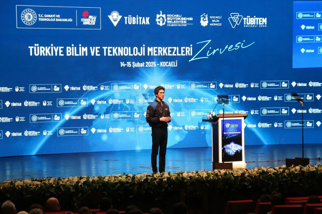 Türkiye'nin İkinci Astronotu Tuva Cihangir Atasever, Kocaeli'de Gençlerle Buluştu