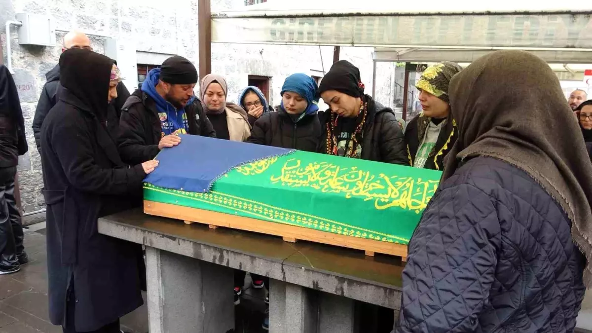 Minik Asya Kansere Yenik Düştü