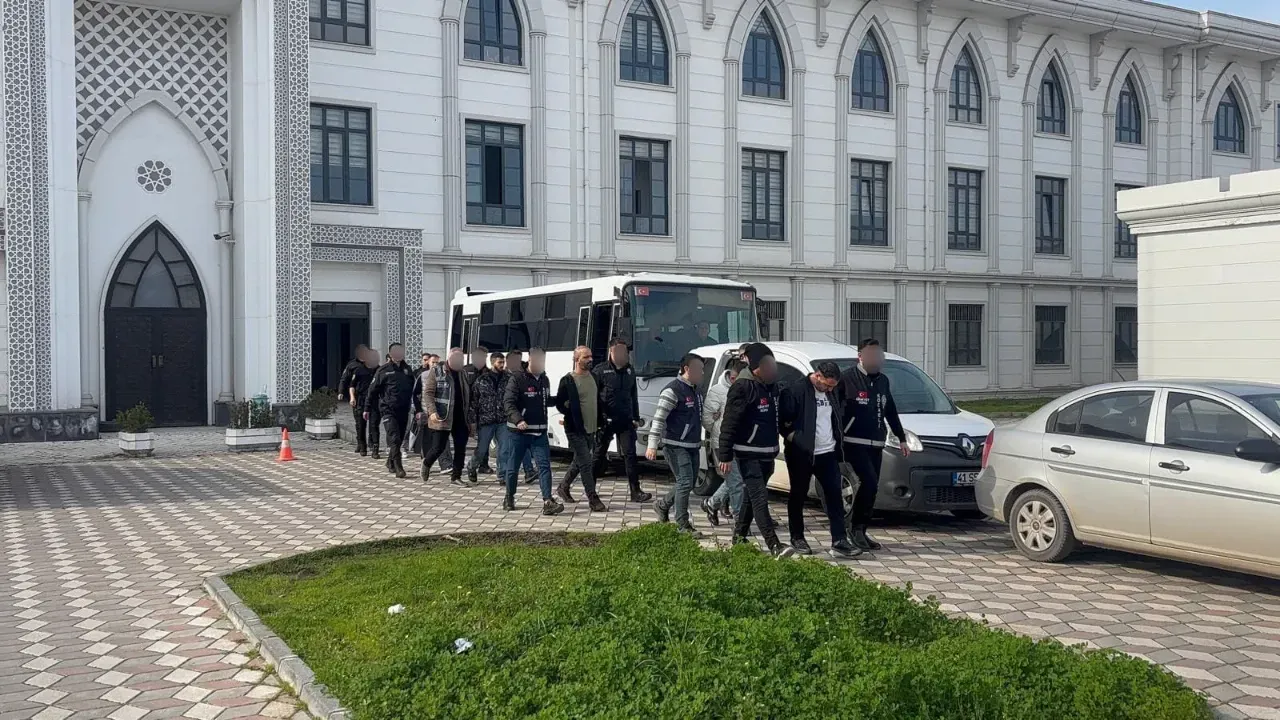 Silahlı kavgada tekerlekli sandalyedeki şahsın öldüğü olayda 2 tutuklama