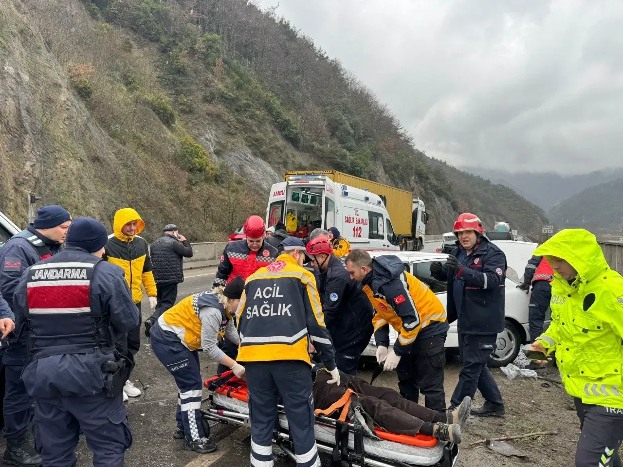Oğullarını Görmek İçin Kocaeli'ye Geliyorlardı: Yaşlı çifti kaza ayırdı
