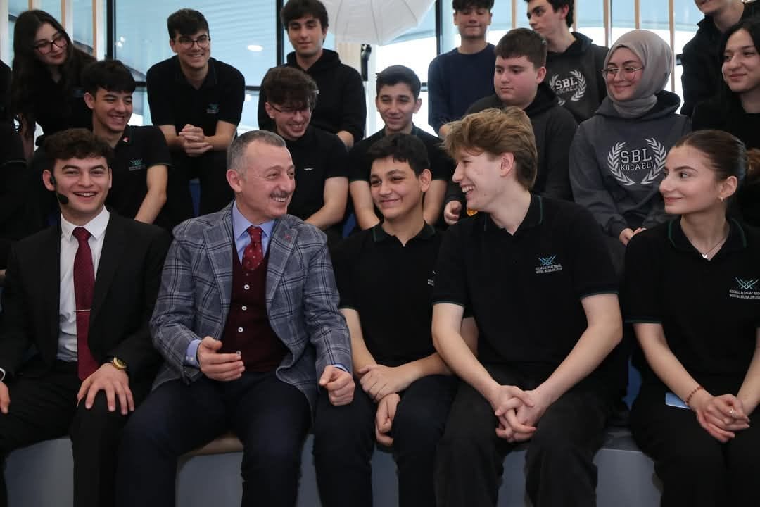 Milli İrade Meydanı’nda Sanat Kafe Açıldı