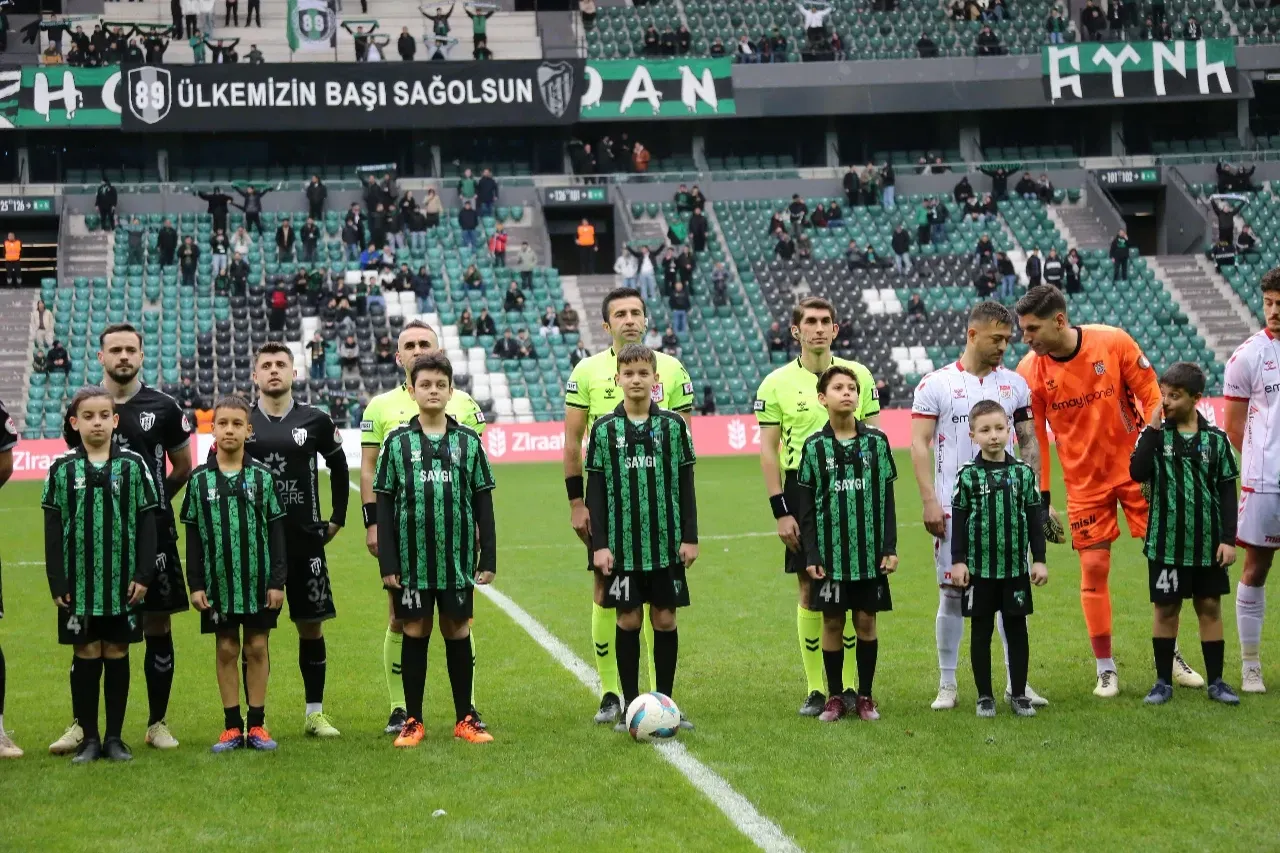 Kocaelispor Sivasspor’a 2-0 Mağlup Oldu