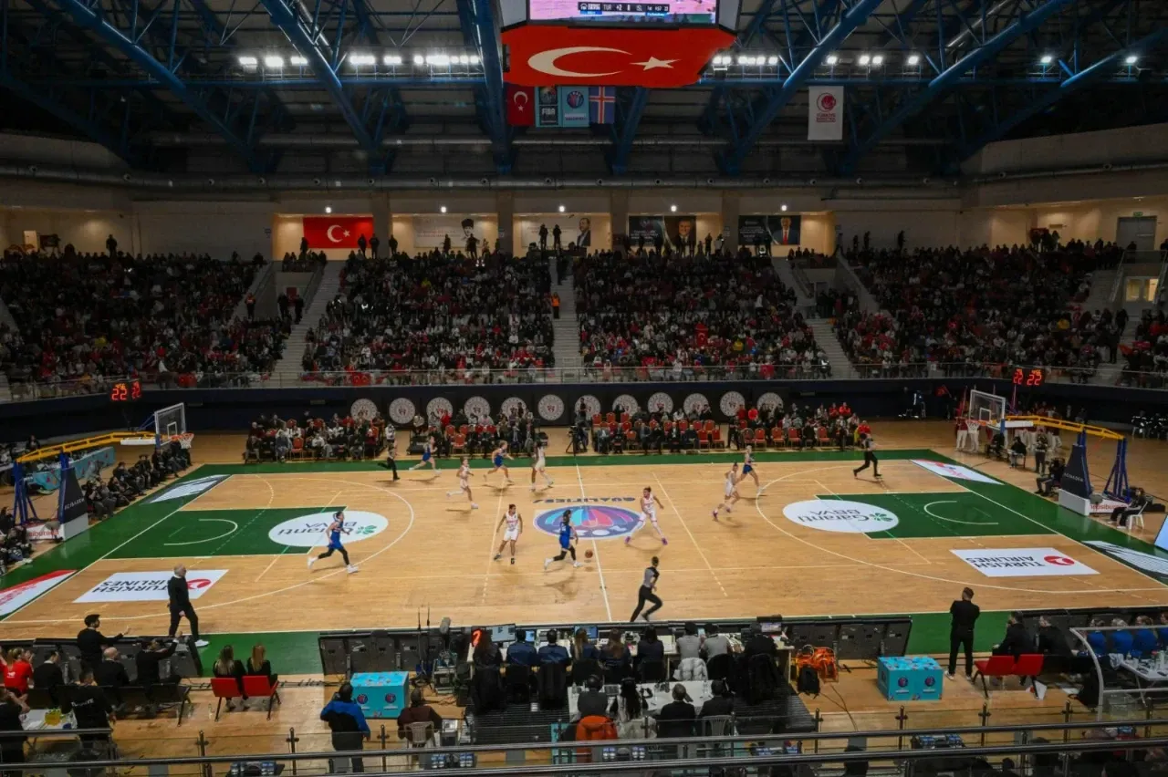 A Milli Kadın Basketbol Takımı, İzlanda'yı Mağlup Etti