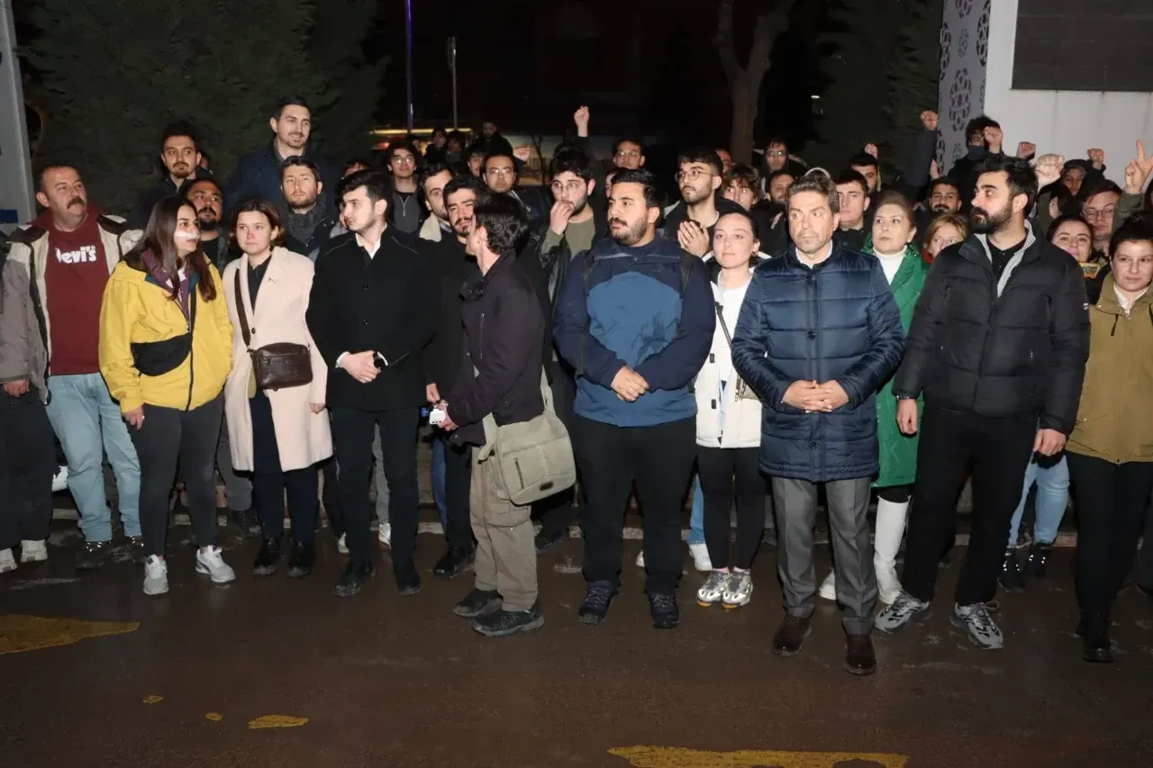 KOÜ’de Gözaltına Alınan 6 Öğrenci Serbest Bırakıldı