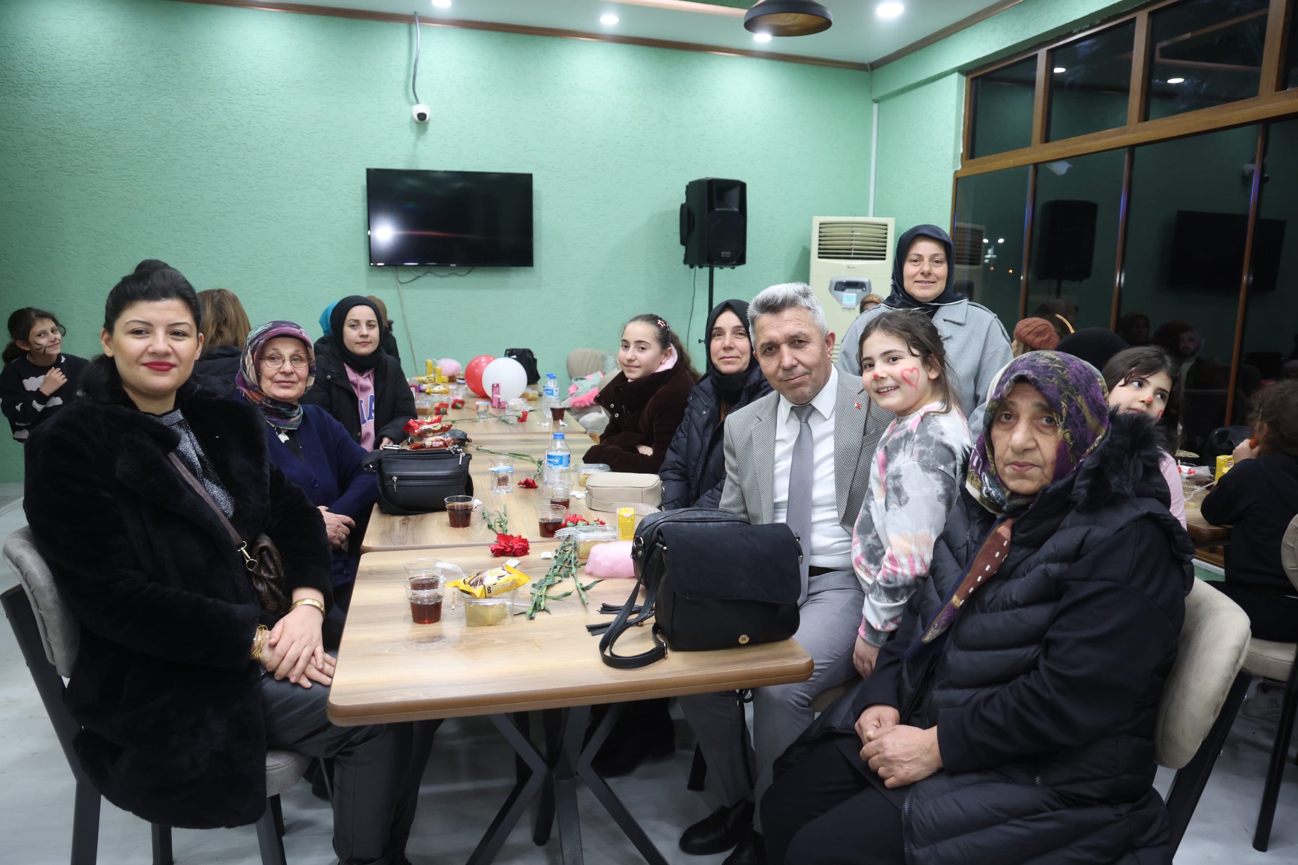 Kandıra’da 8 Mart'ta Anlamlı Açılış: Anne ve Çocuklar İçin Yeni Buluşma Noktası