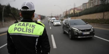 ankara-trafik-polisi-yol-2335192.jpg