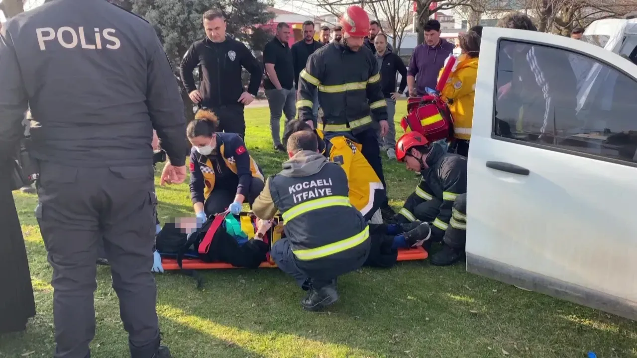 Hamile Kadını Taşıyan Ambulans Kaza Yaptı: 5 Yaralı