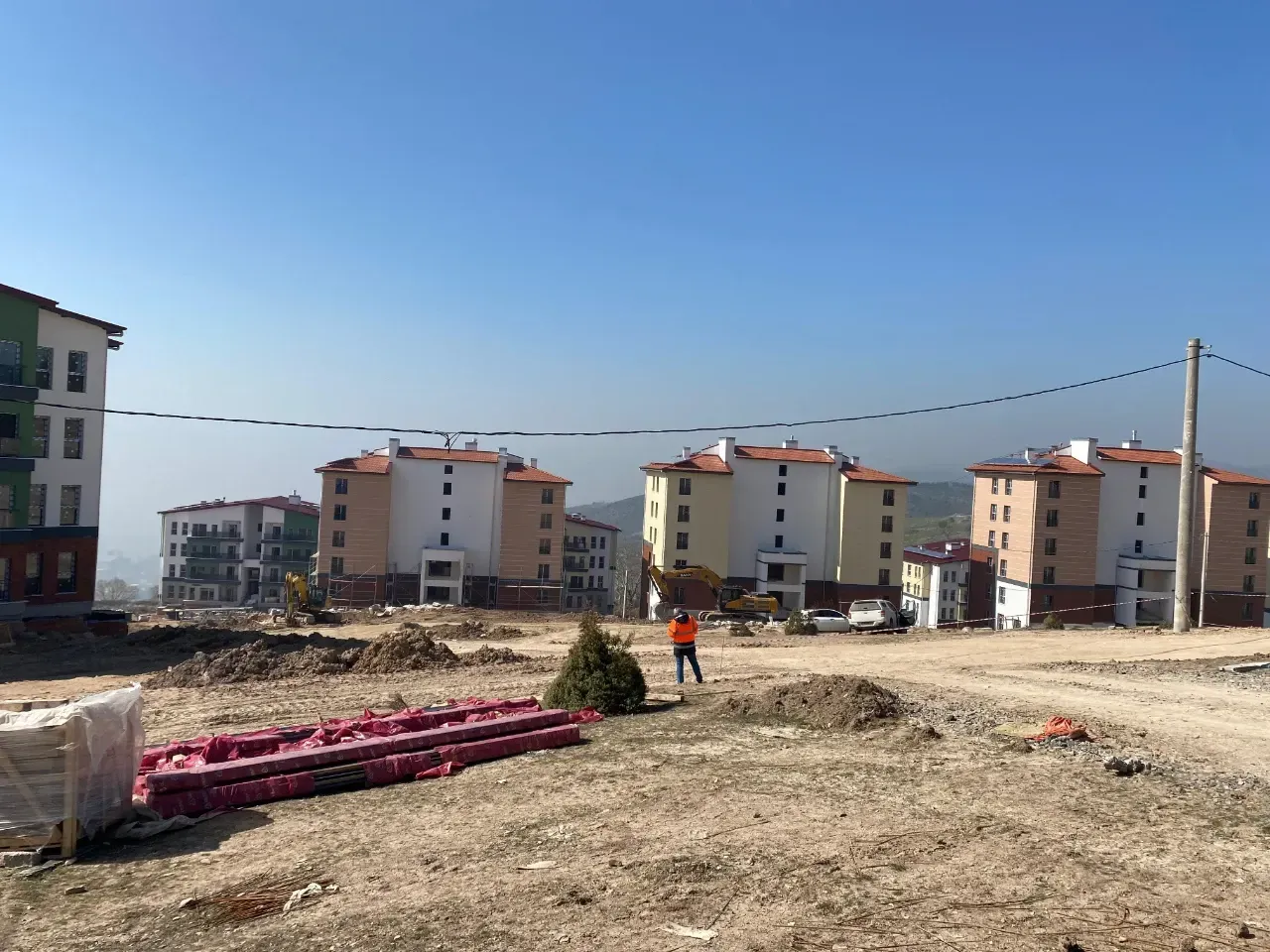Körfez’de Doğalgaz Alarmı! Kepçe Ana Hattı Deldi, Bölge Güvenlik Çemberine Alındı