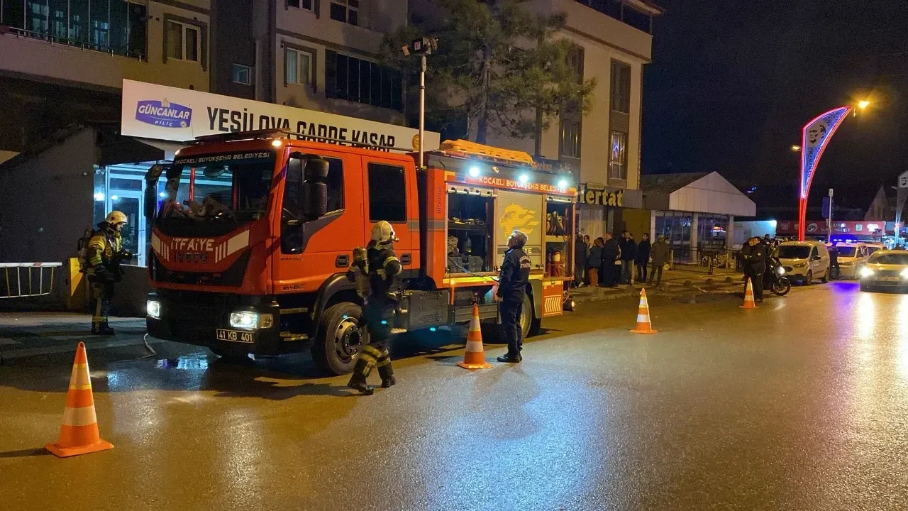 Yufkacı dükkanında yangın çıktı