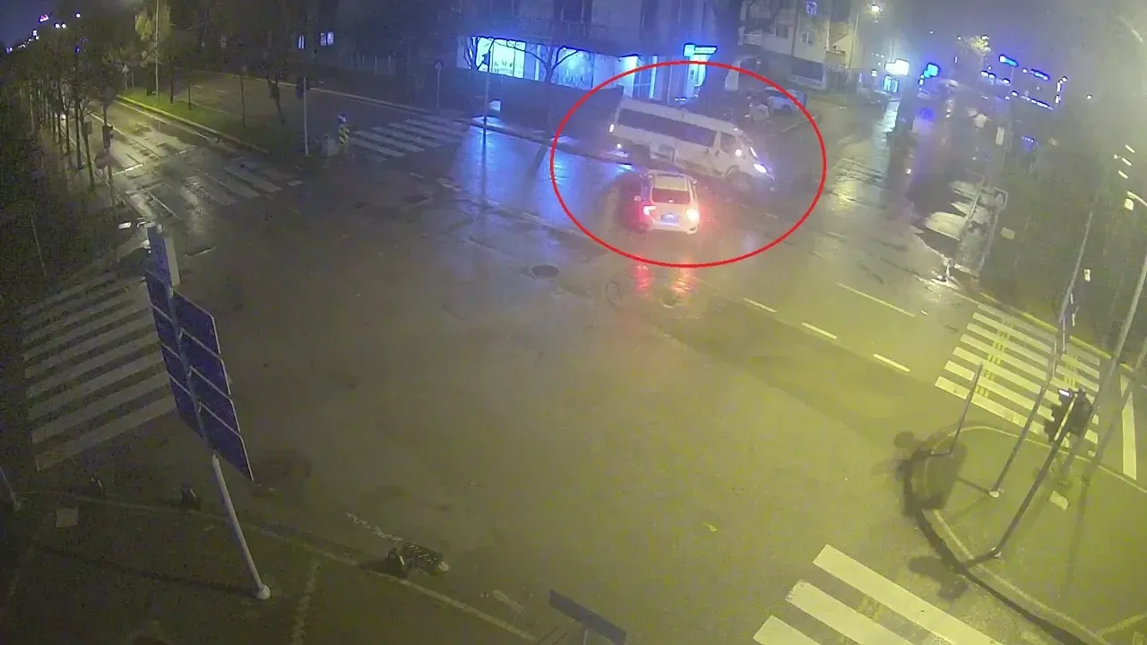 Kocaeli’deki Trafik Kazaları KGYS Kameralarına Yansıdı