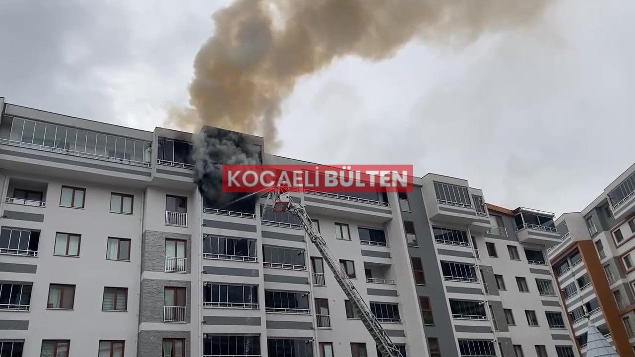 Derince’de Yangın Merdivenleri Kilitliydi: Can Pazarı Yaşandı!